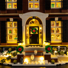 Load image into Gallery viewer, Lego Home Alone 21330 Light Kit – Christmas Edition