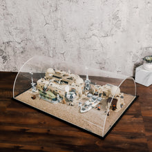Load image into Gallery viewer, Lego 75290 Mos Eisley Cantina Display Case - BrickFans