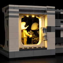 Load image into Gallery viewer, Lego Boarding the Tantive IV 75387 Light Kit