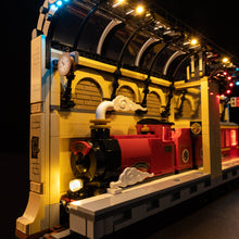 Load image into Gallery viewer, Lego Book Nook: Hogwarts Express 76450 Light Kit