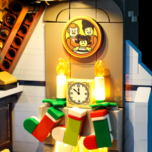 Load image into Gallery viewer, Lego Santa’s Visit 10293 Light Kit - BrickFans