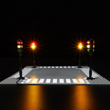 Load image into Gallery viewer, Lego Traffic Lights With LED Installed - BrickFans