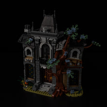 Load image into Gallery viewer, Lego Mayor Manor 11383 Light Kit
