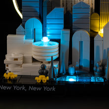 Load image into Gallery viewer, Lego New York City – The Big Apple 21066 Light Kit
