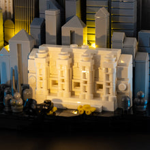 Load image into Gallery viewer, Lego New York City – The Big Apple 21066 Light Kit
