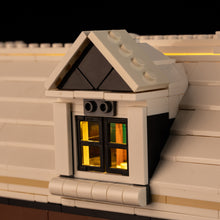 Load image into Gallery viewer, Lego Home Alone 21330 Light Kit – Christmas Edition
