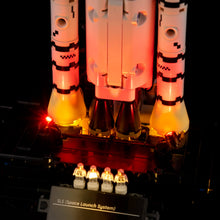 Load image into Gallery viewer, Lego NASA Artemis Space Launch System Rocket 42221 Light Kit
