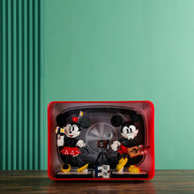 Load image into Gallery viewer, Lego 43179 Mickey Mouse &amp; Minnie Mouse Buildable Characters Display Case
