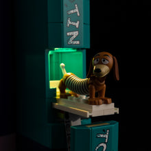 Load image into Gallery viewer, Lego Toy Story Slinky Dog Bookends 43301 Light Kit
