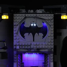 Load image into Gallery viewer, Lego Batcave – Shadow Box 76252 Light Kit
