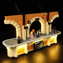 Load image into Gallery viewer, Lego Hogwarts Express – Collectors Edition 76405 light kit - BrickFans
